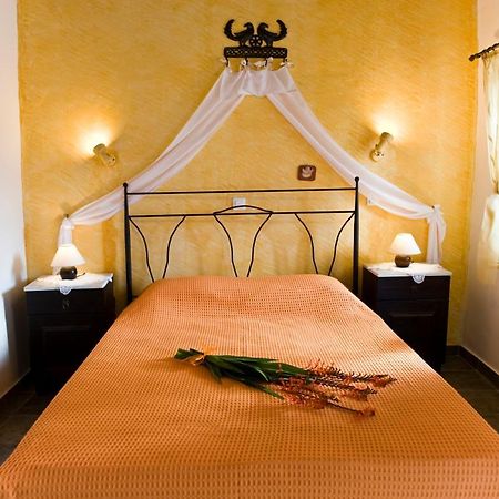 Pepi'S Rooms Τριοβάσαλος Εξωτερικό φωτογραφία
