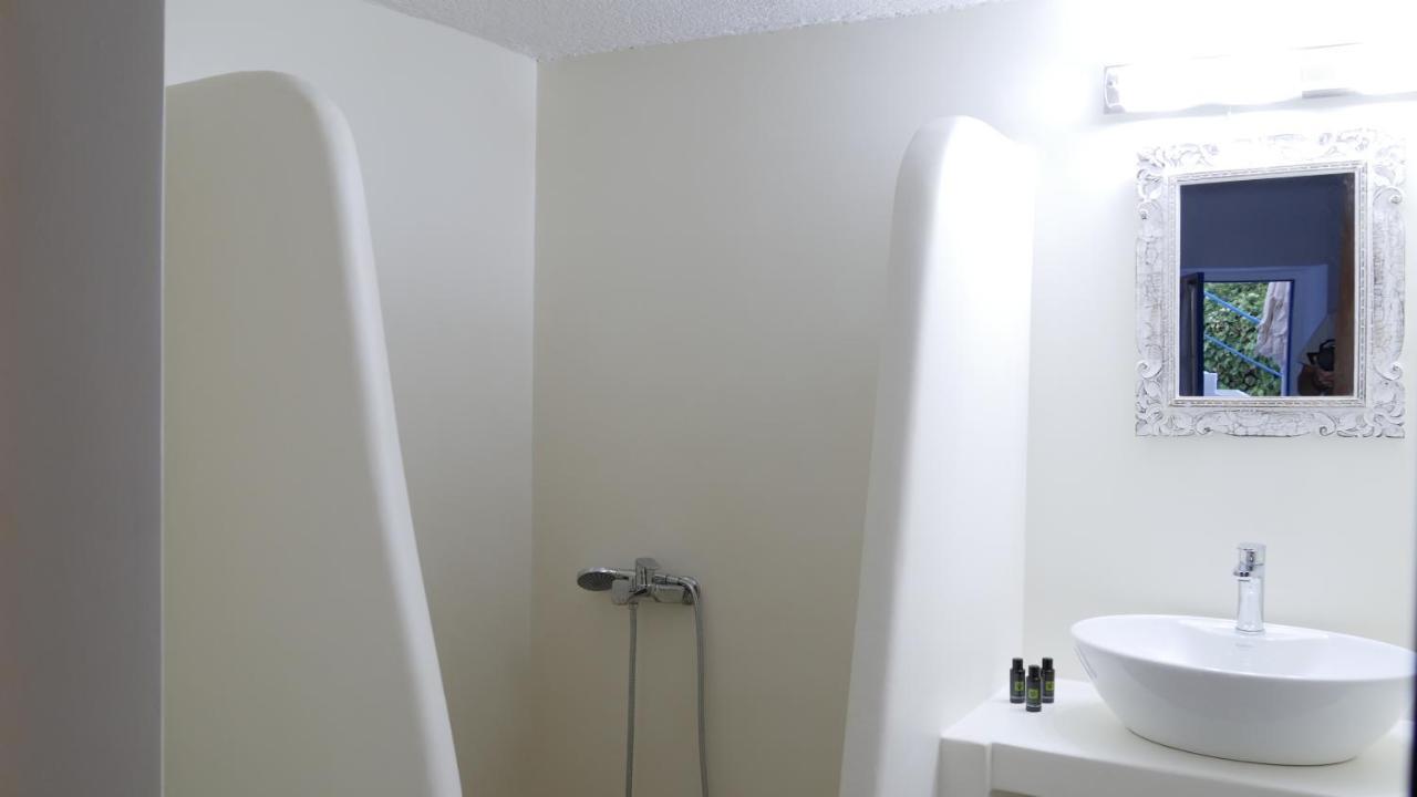 Pepi'S Rooms Τριοβάσαλος Εξωτερικό φωτογραφία