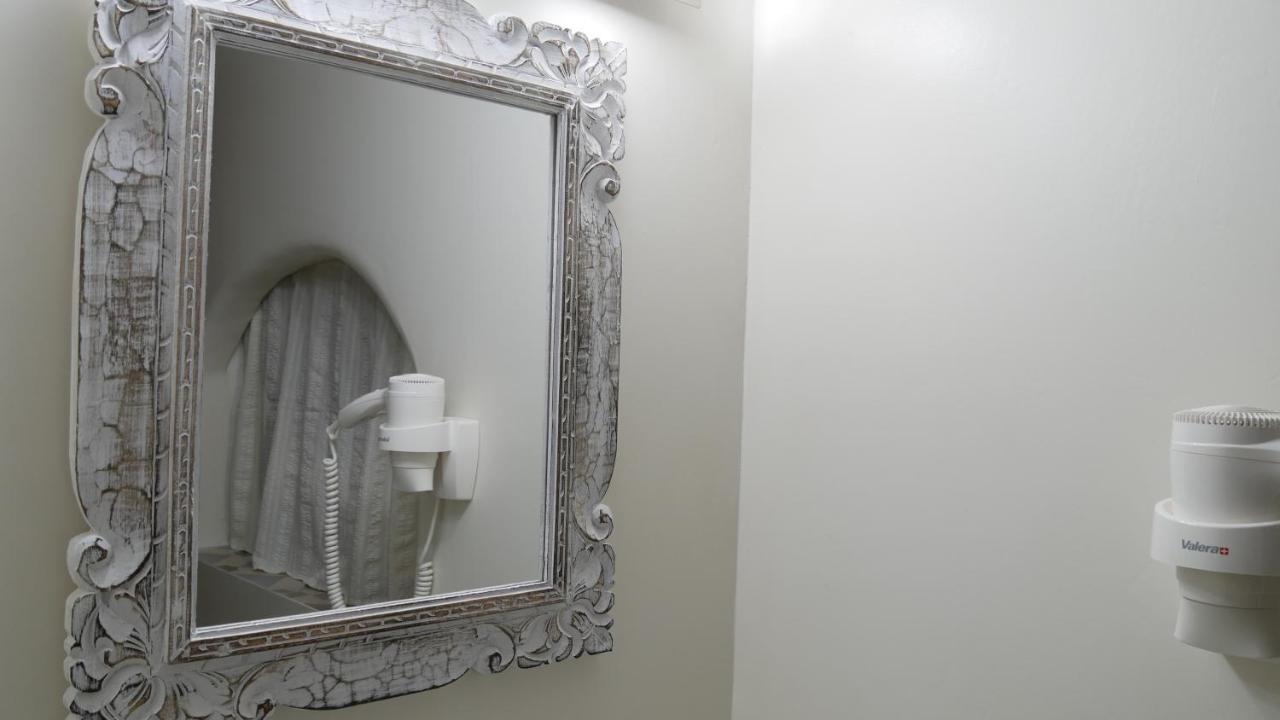 Pepi'S Rooms Τριοβάσαλος Εξωτερικό φωτογραφία