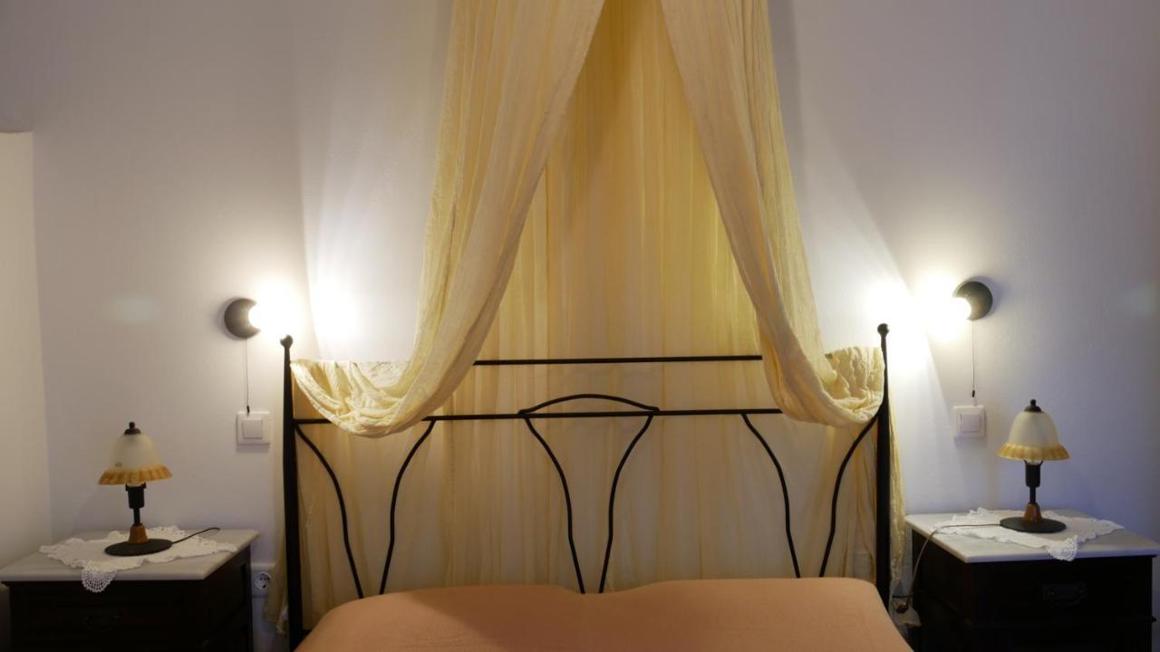 Pepi'S Rooms Τριοβάσαλος Εξωτερικό φωτογραφία