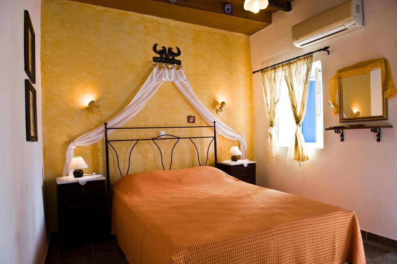 Pepi'S Rooms Τριοβάσαλος Εξωτερικό φωτογραφία
