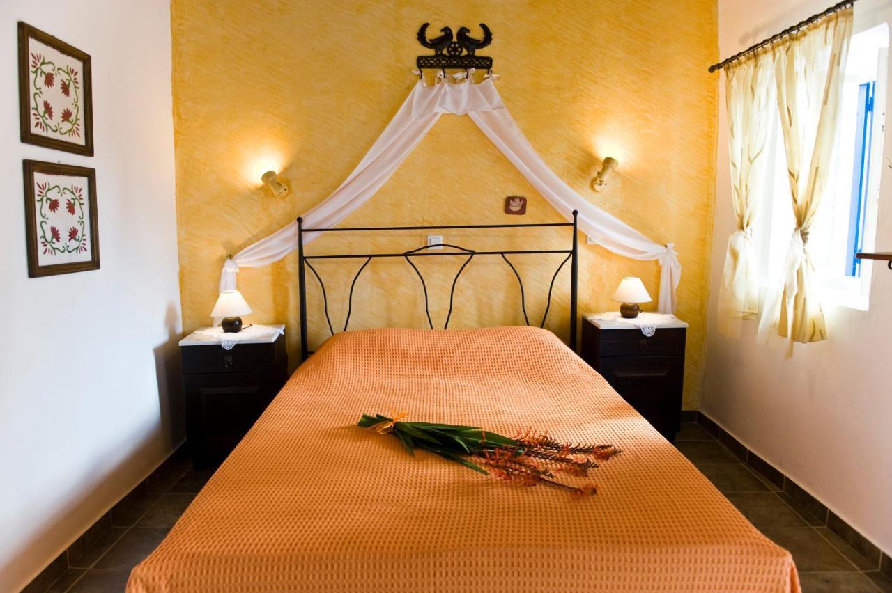 Pepi'S Rooms Τριοβάσαλος Εξωτερικό φωτογραφία