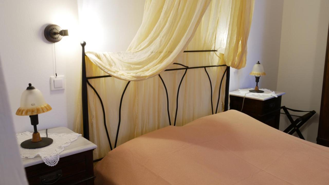 Pepi'S Rooms Τριοβάσαλος Εξωτερικό φωτογραφία